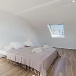 2 Bedroom Penthouse Loft - Whirlpool - Terrasse - Wifi - Zentral - Kueche - Kaffee - Parkhaus Lejlighed *