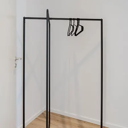 2 Bedroom Penthouse Loft - Whirlpool - Terrasse - Wifi - Zentral - Kueche - Kaffee - Parkhaus Apartment