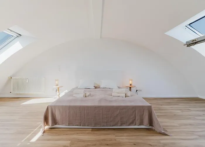 2 Bedroom Penthouse Loft - Whirlpool - Terrasse - Wifi - Zentral - Kueche - Kaffee - Parkhaus * Wiesbaden