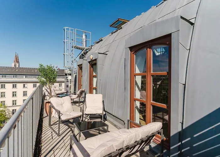 2 Bedroom Penthouse Loft - Whirlpool - Terrasse - Wifi - Zentral - Kueche - Kaffee - Parkhaus Apartman *